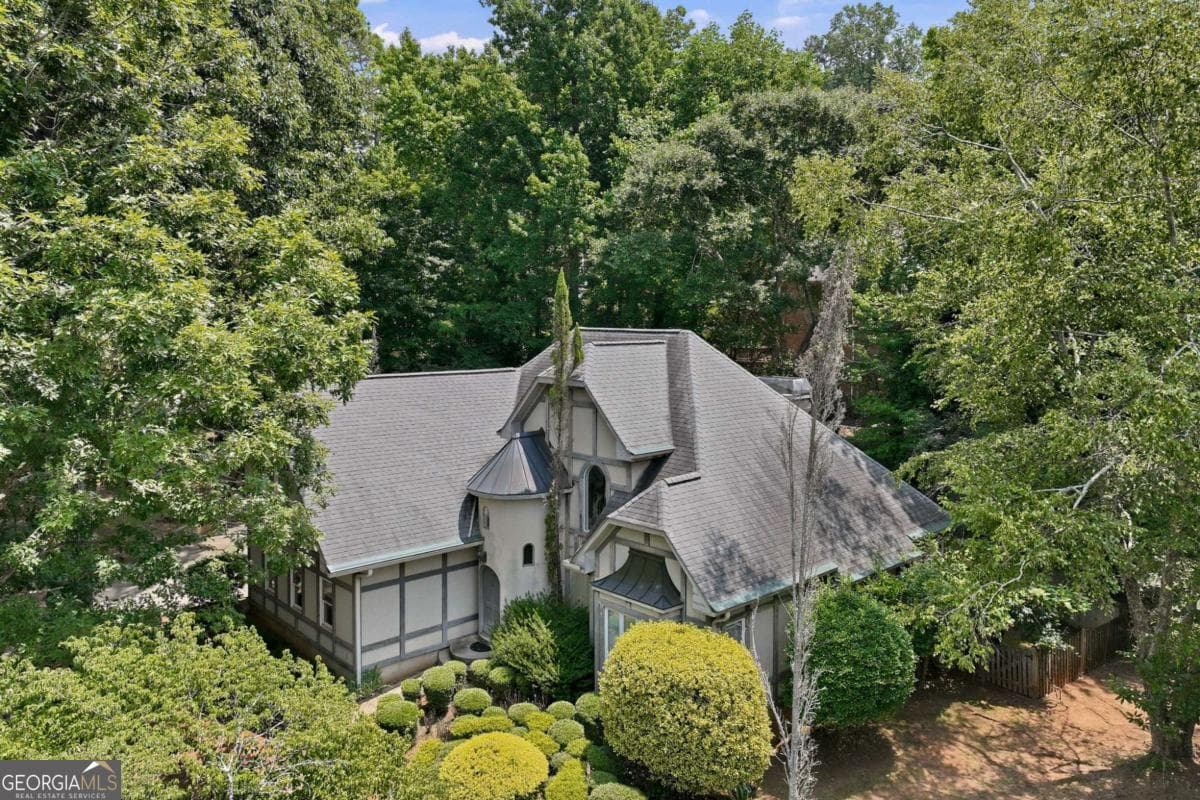 4 bedroom, 2.5 bathroom, 2,735 sq ft single family residence for sale at 372 Woodhaven Drive, Athens, GA 30606 — photo 2