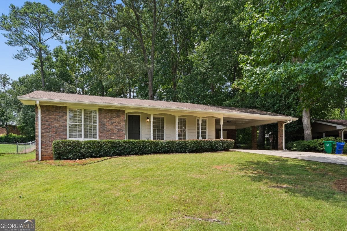 3 bedroom, 2 bathroom, 1,450 sq ft single family residence sold at 3810 Sarahs Lane, Tucker, GA 30084