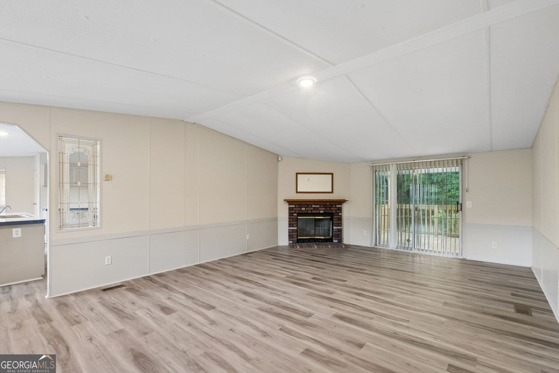 3 bedroom, 2 bathroom manufactured home,single family residence for sale at 1089 Cannon Farm Road, Oxford, GA 30054 — photo 7