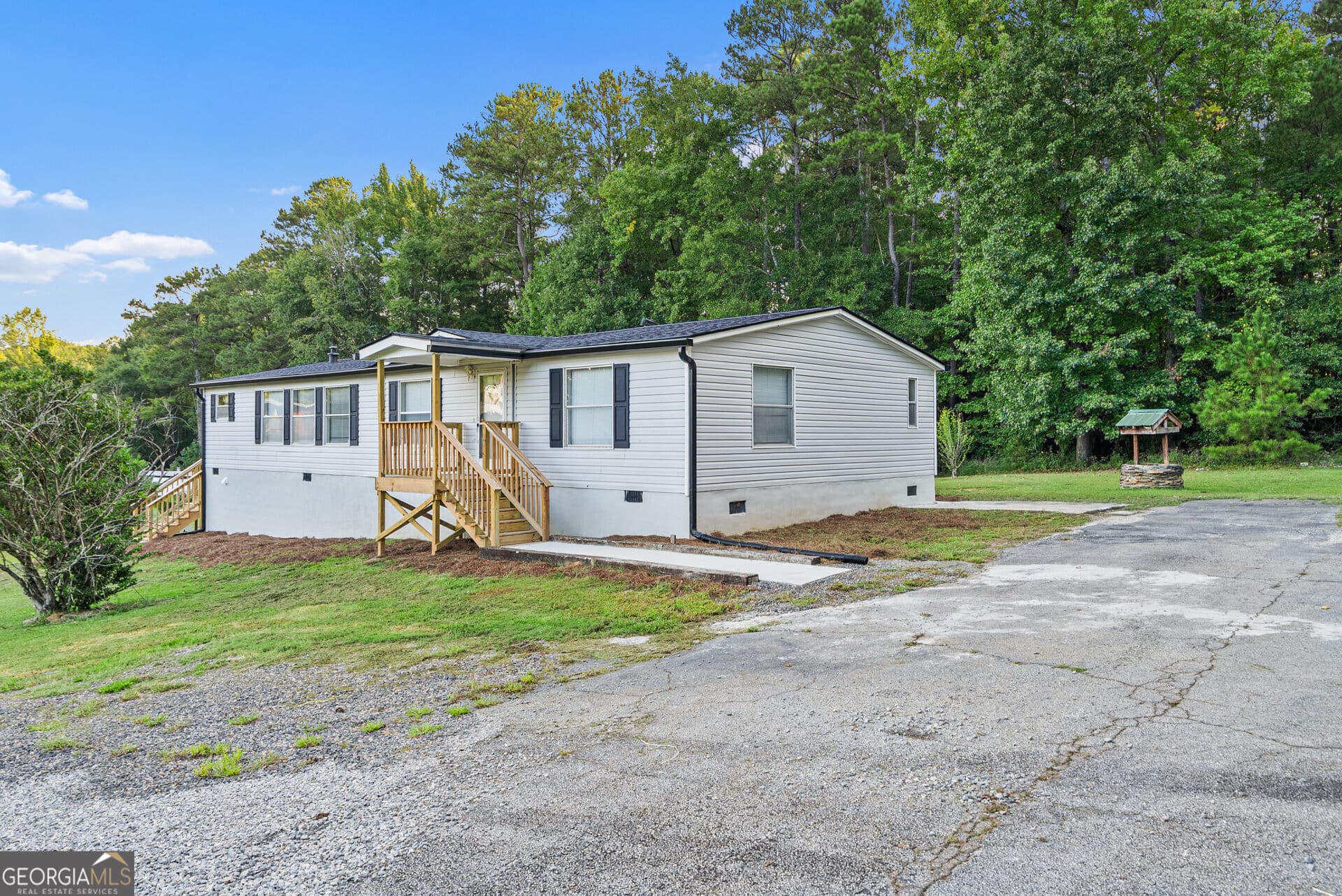 3 bedroom, 2 bathroom manufactured home,single family residence for sale at 1089 Cannon Farm Road, Oxford, GA 30054 — photo 4