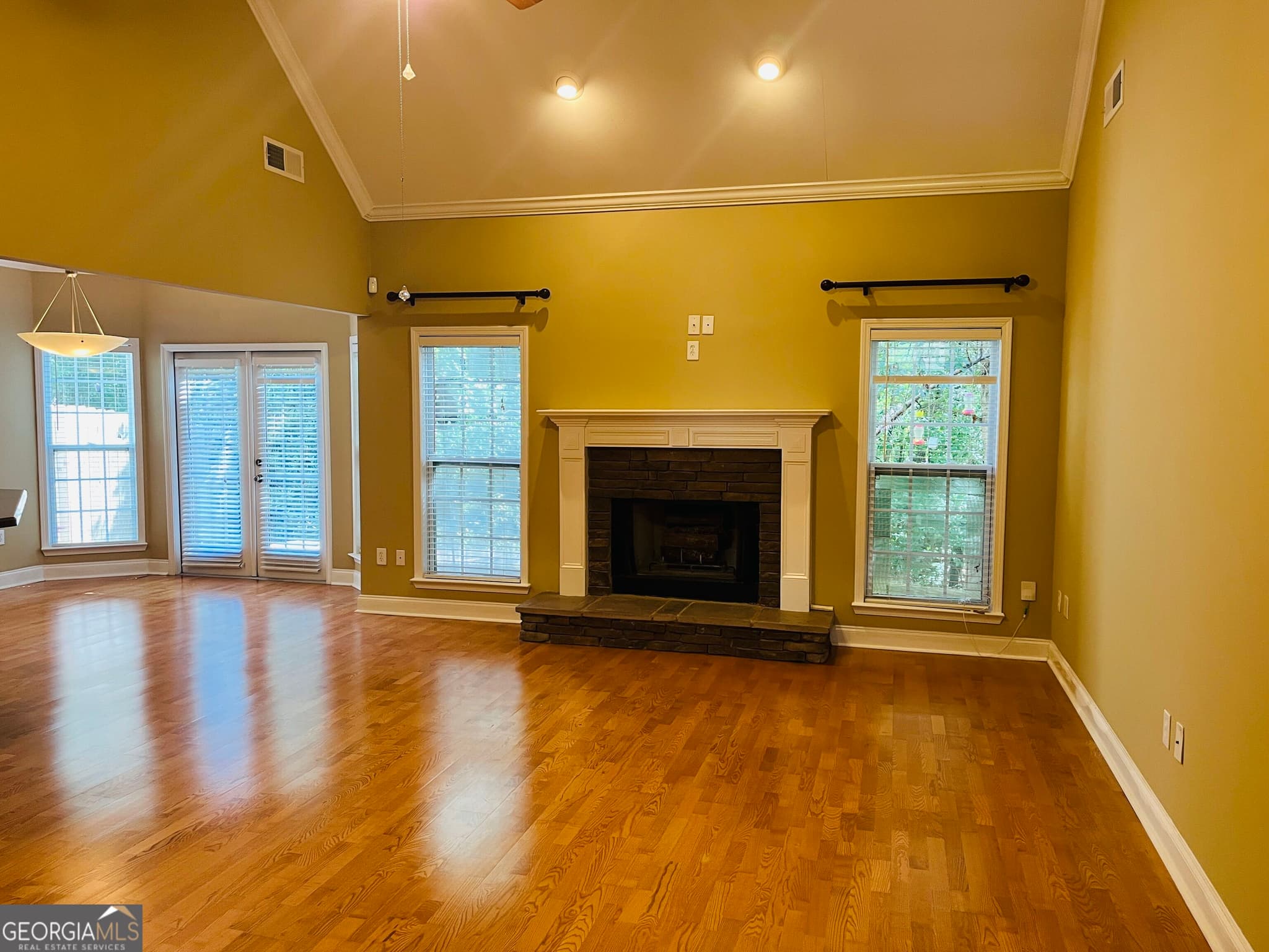 3 bedroom, 2 bathroom, 1,492 sq ft single family residence for rent at 179 Village Park Drive, Newnan, GA 30265 for $2,000 a month — photo 3