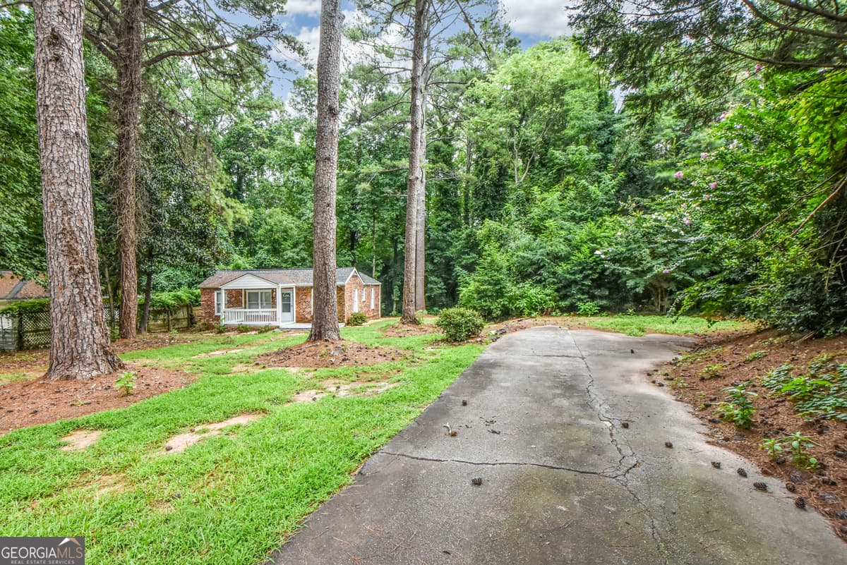 2 bedroom, 1 bathroom, 696 sq ft single family residence for sale at 3274 Fern Drive, Tucker, GA 30084 — photo 7