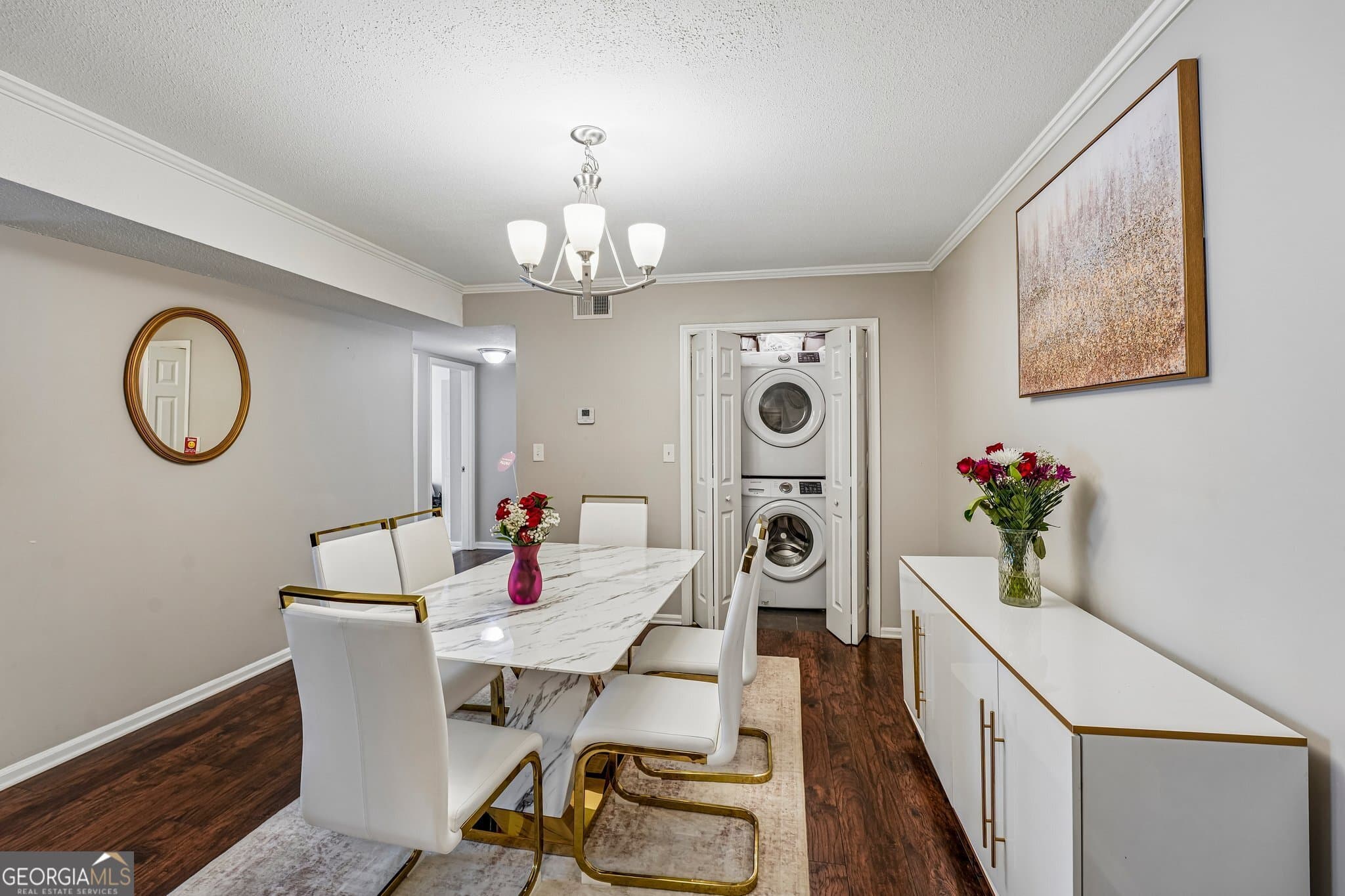 3 bedroom, 2 bathroom, 1,469 sq ft condominium for sale at 6851 Roswell Road, Sandy Springs, GA 30328 — photo 10
