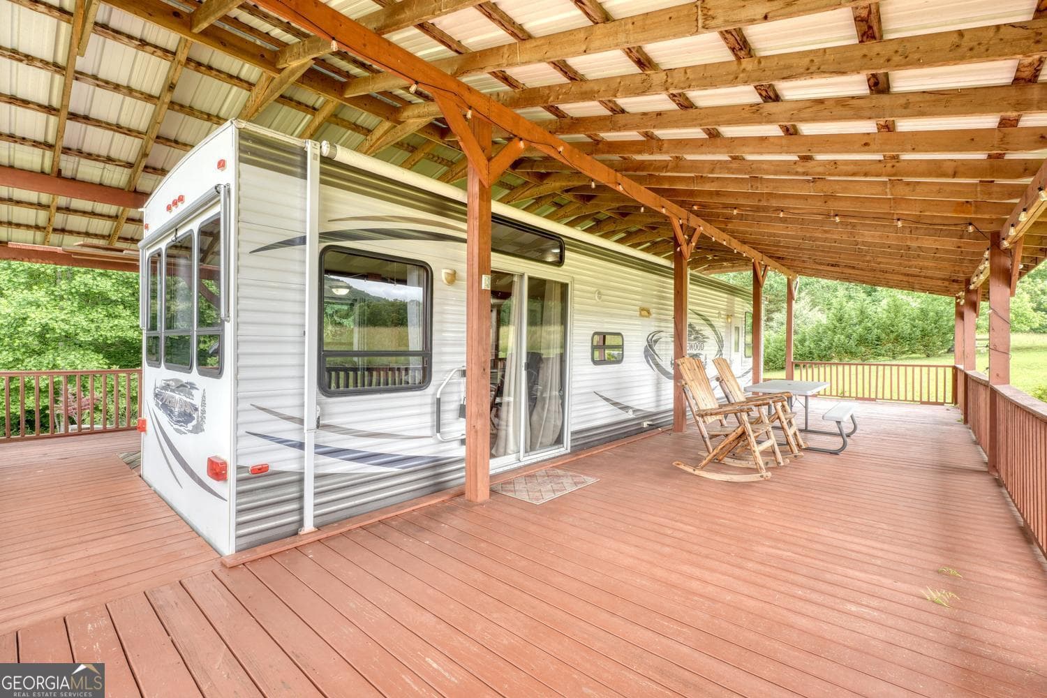 1 bedroom, 1 bathroom, 300 sq ft single family residence for sale at 568 Parks Road, Hiawassee, GA 30546 — photo 2
