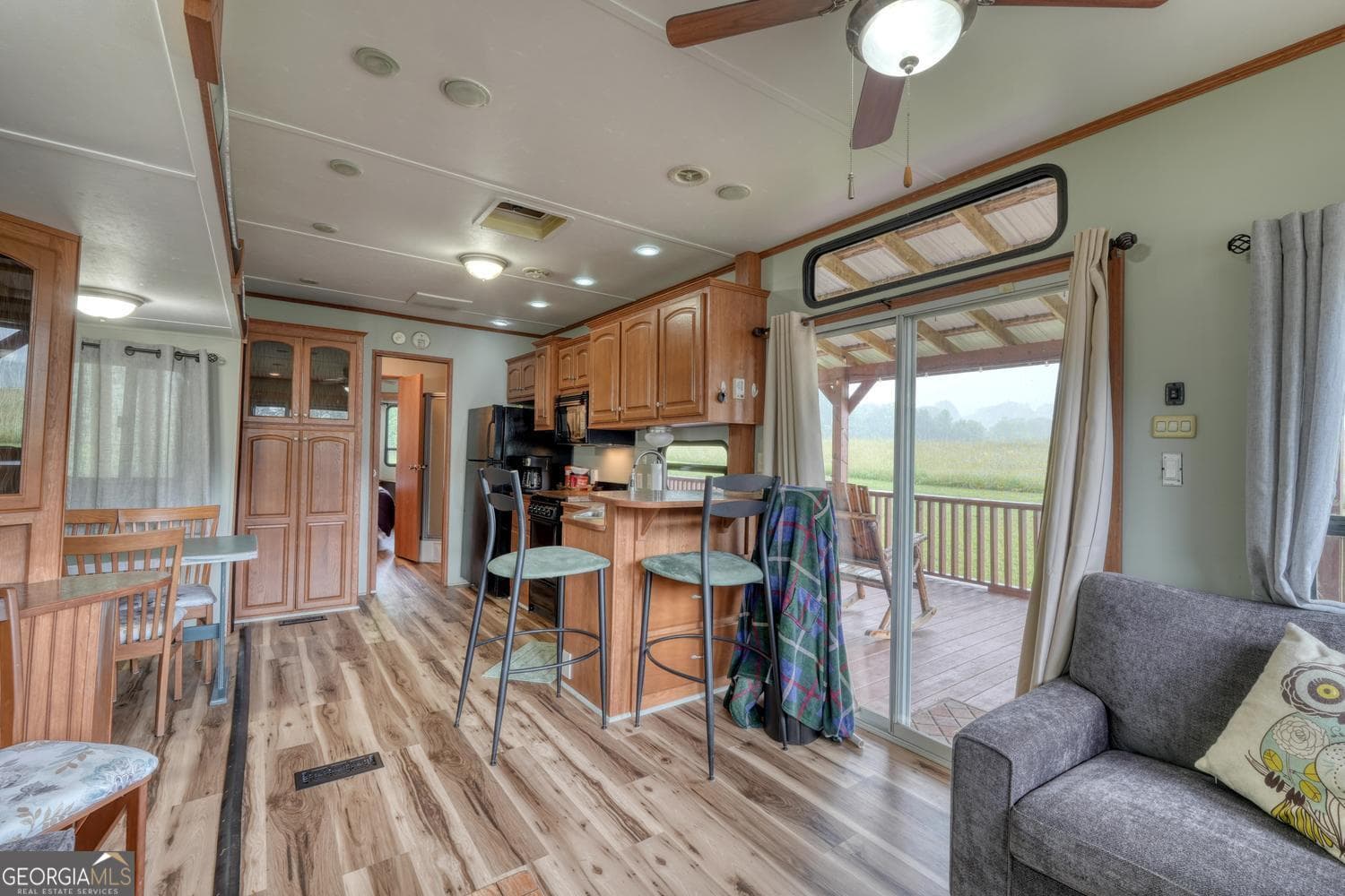 1 bedroom, 1 bathroom, 300 sq ft single family residence for sale at 568 Parks Road, Hiawassee, GA 30546 — photo 7