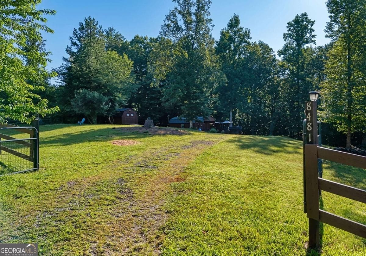 1 bedroom, 1 bathroom, 480 sq ft manufactured home,single family residence for sale at 8481 Old Dial Road, Blue Ridge, GA 30513 — photo 7