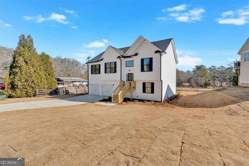 4 bedroom, 3 bathroom, 2,310 sq ft single family residence for sale at 13 Lucas Lane, Rome, GA 30165 — photo 3