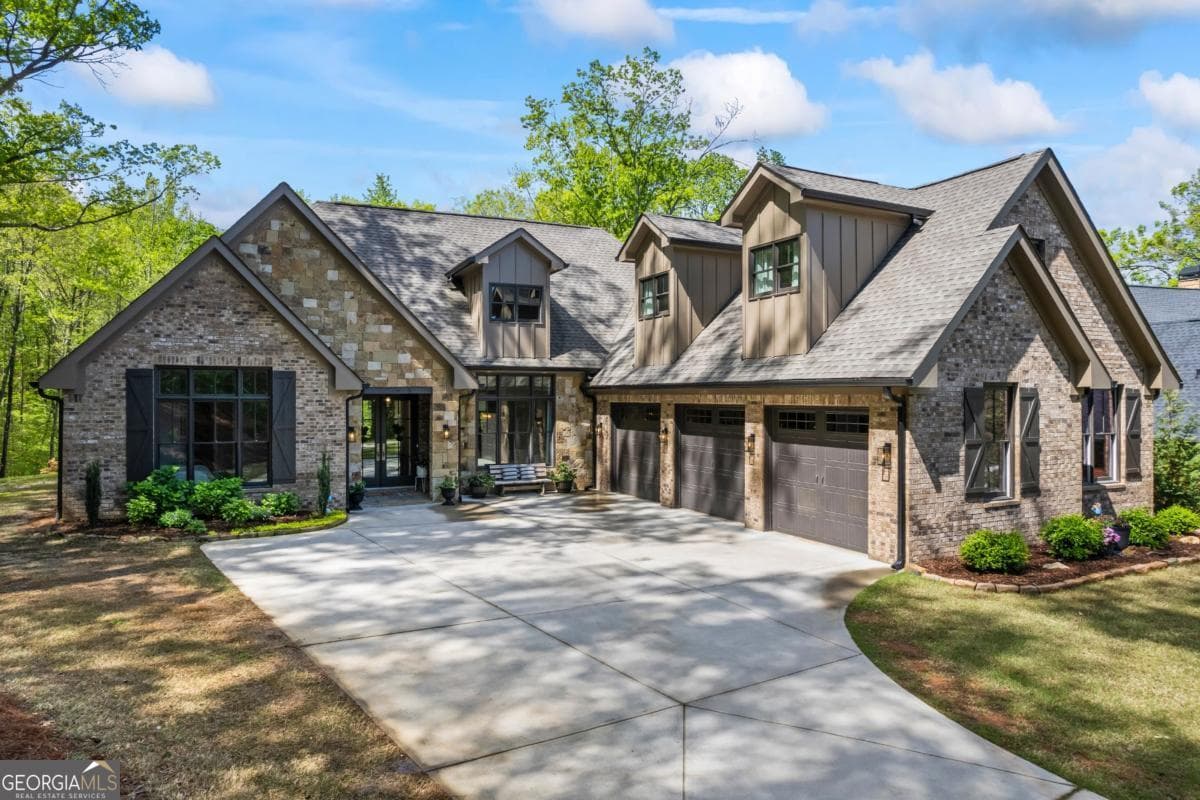 4 bedroom, 4.5 bathroom single family residence sold at 1188 WOODTRACE Lane, Auburn, GA 30011