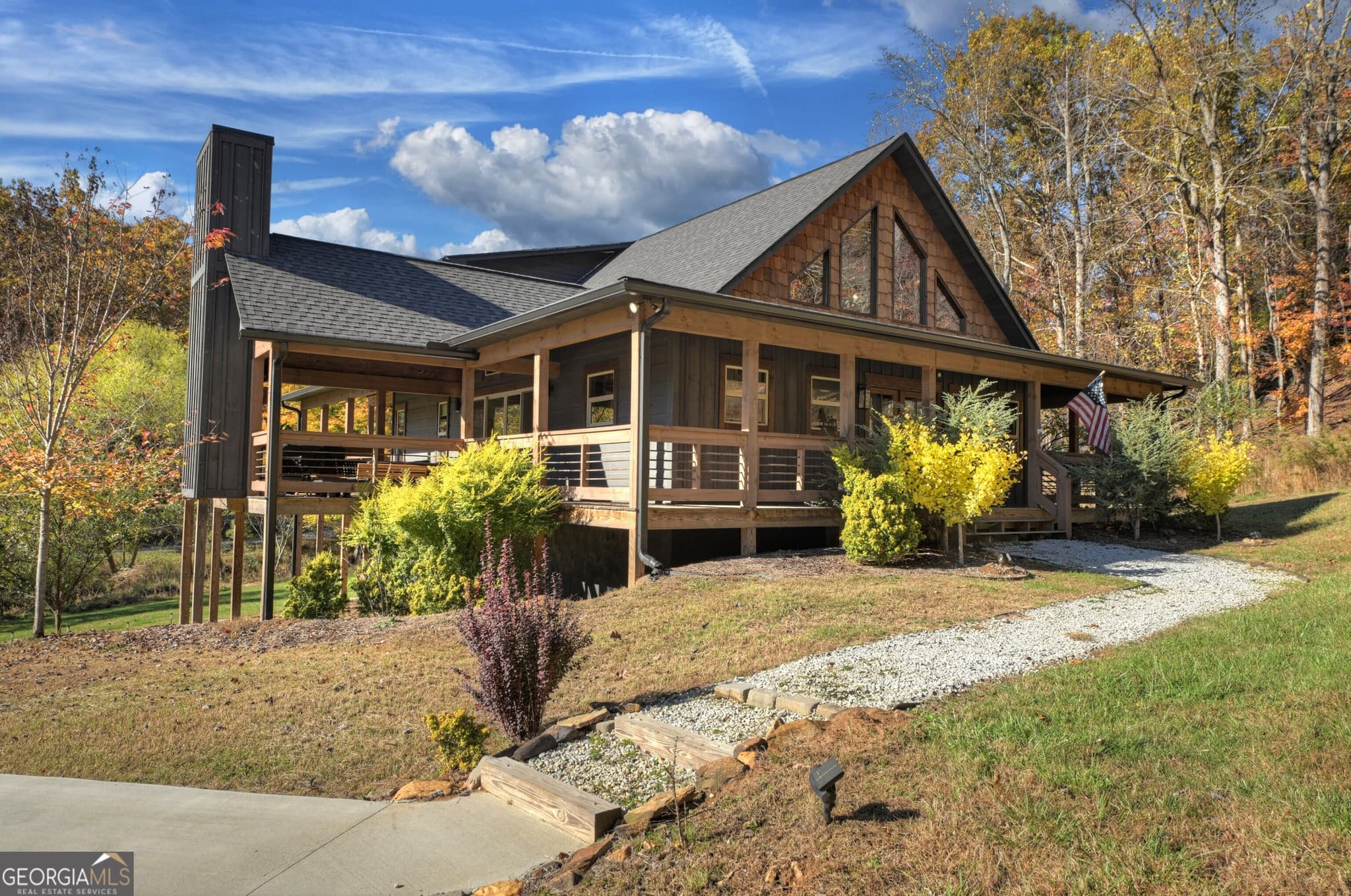 3 bedroom, 3 bathroom, 2,034 sq ft cabin,single family residence for sale at 89 High Meadows Court, Morganton, GA 30560 — photo 1 of 62