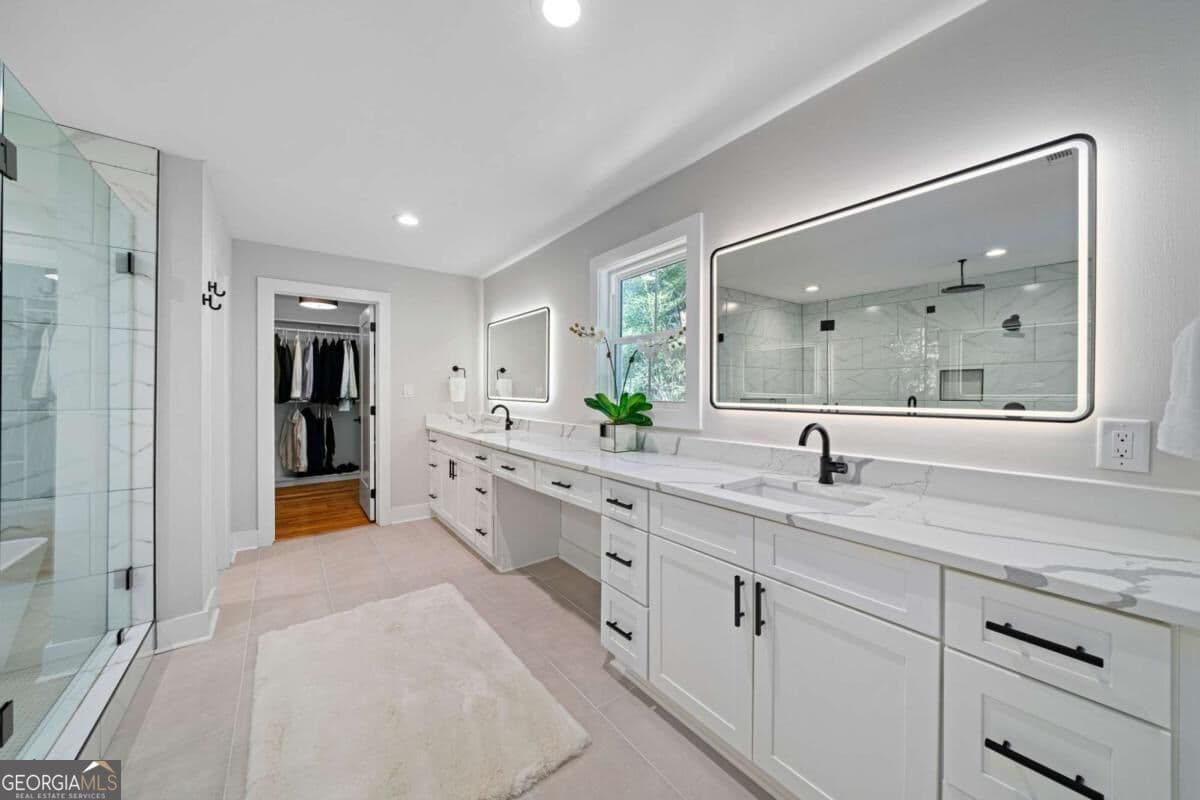 6 bedroom, 5 bathroom, 5,752 sq ft single family residence for sale at 1066 Mcconnell Drive, Decatur, GA 30033 — photo 6