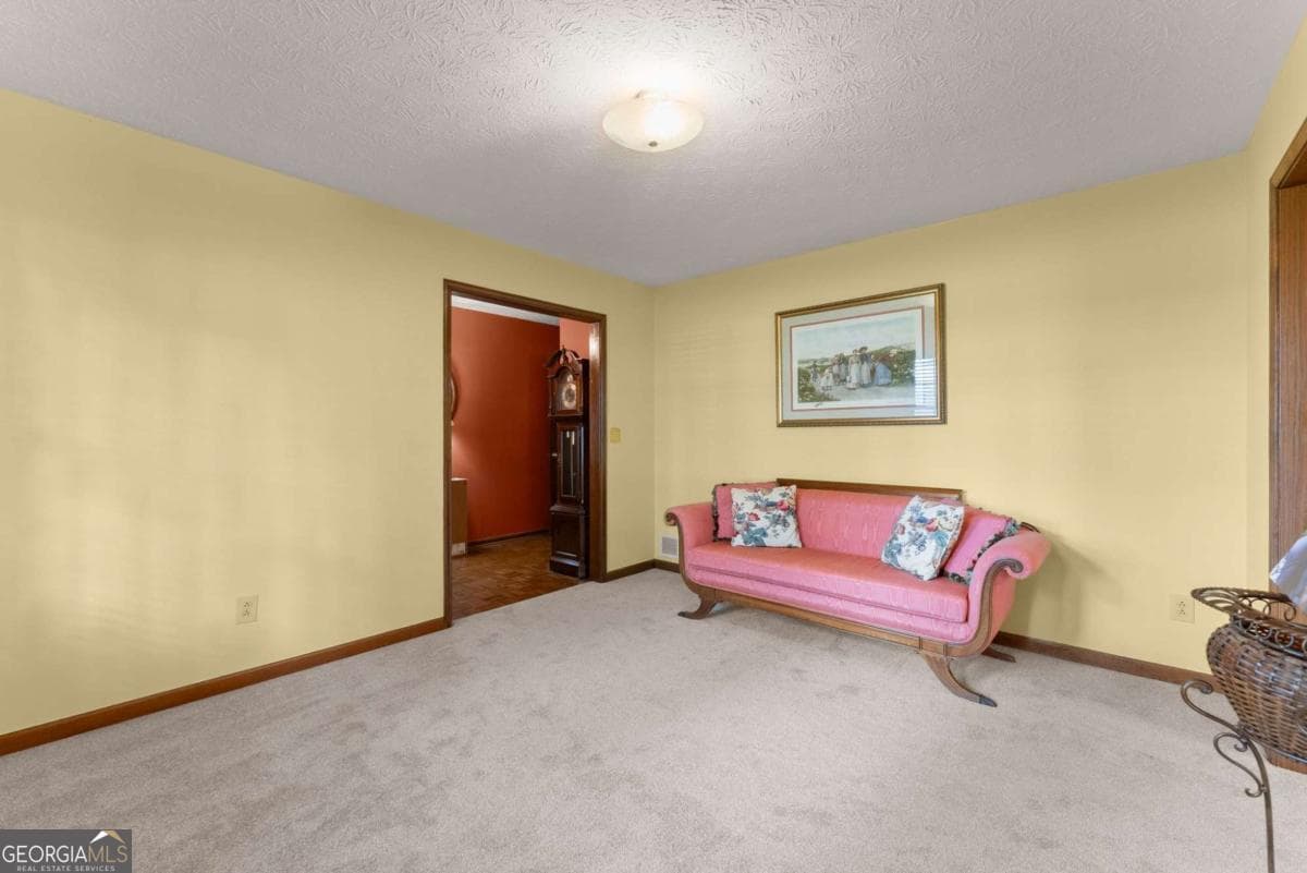 3 bedroom, 2 bathroom, 2,460 sq ft single family residence for sale at 1155 Lakeridge Court, Grayson, GA 30017 — photo 10