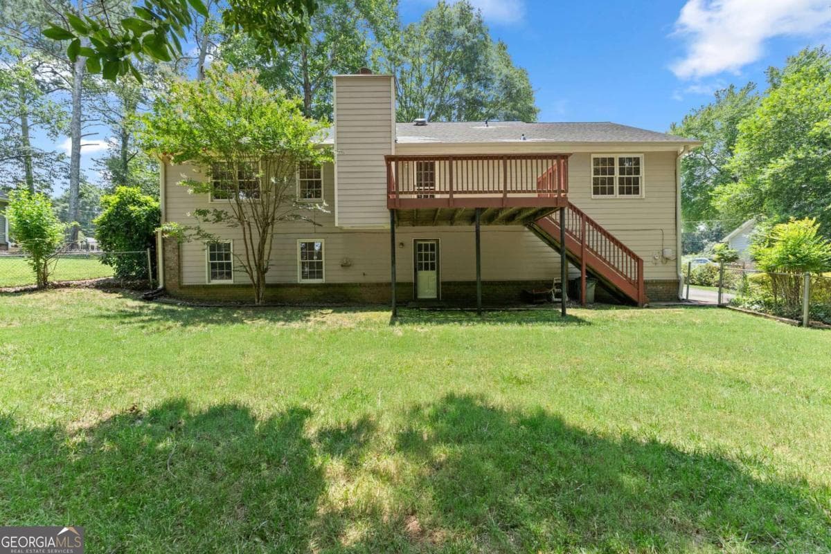 3 bedroom, 2 bathroom, 2,460 sq ft single family residence for sale at 1155 Lakeridge Court, Grayson, GA 30017 — photo 4