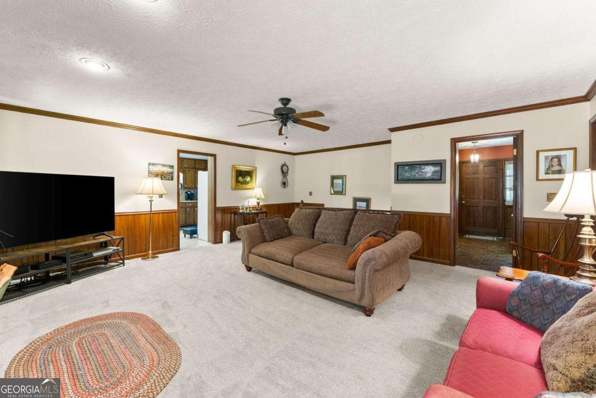 3 bedroom, 2 bathroom, 2,460 sq ft single family residence for sale at 1155 Lakeridge Court, Grayson, GA 30017 — photo 8