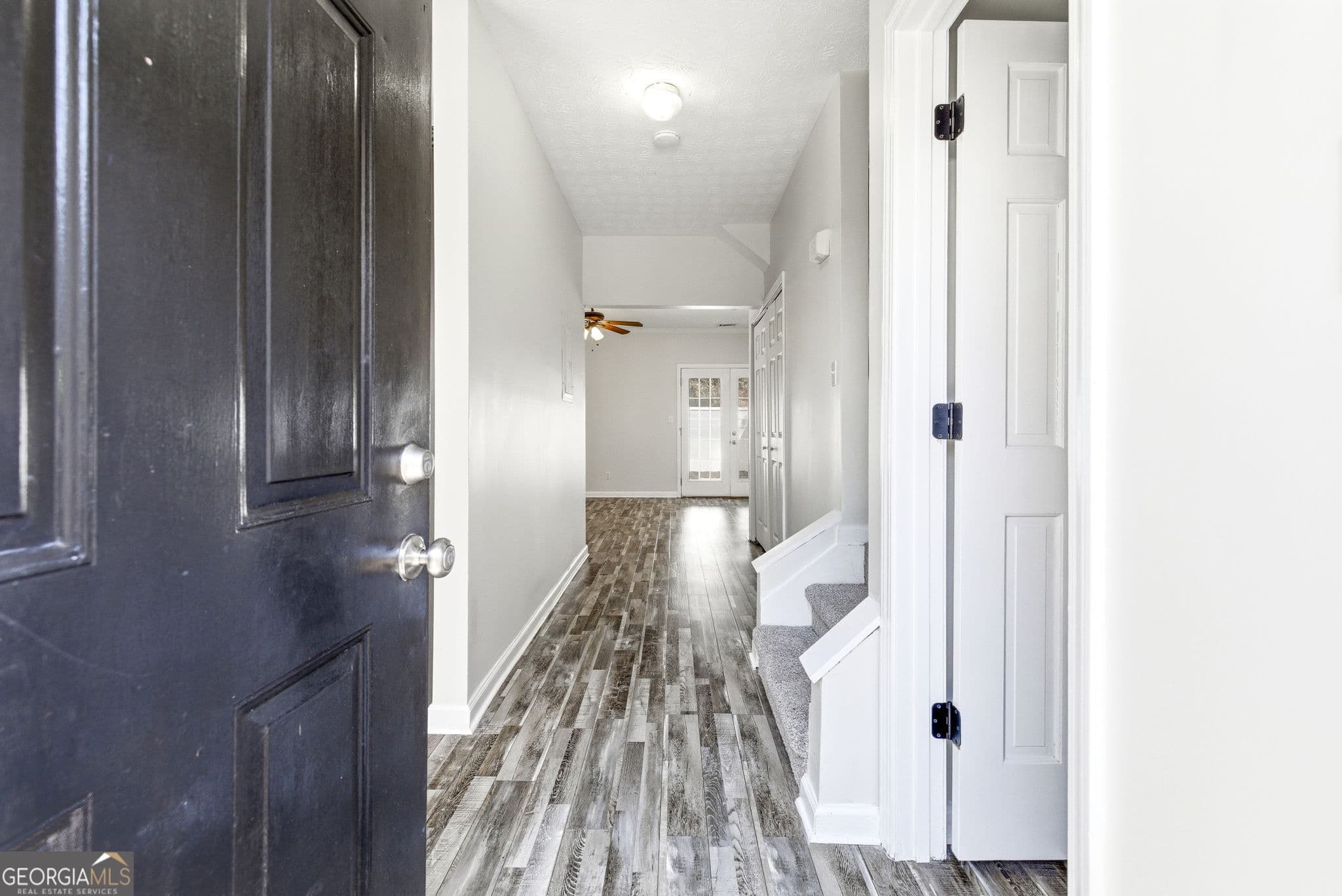 2 bedroom, 2.5 bathroom, 1,253 sq ft townhouse for sale at 4350 Cypress Court, Cumming, GA 30040 — photo 3