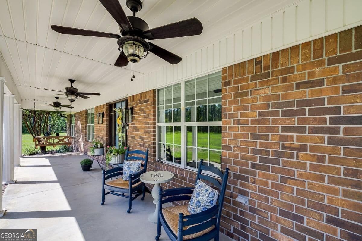 4 bedroom, 2.5 bathroom, 2,688 sq ft single family residence under contract at 301 English Acres Drive, Brooklet, GA 30415 — photo 4