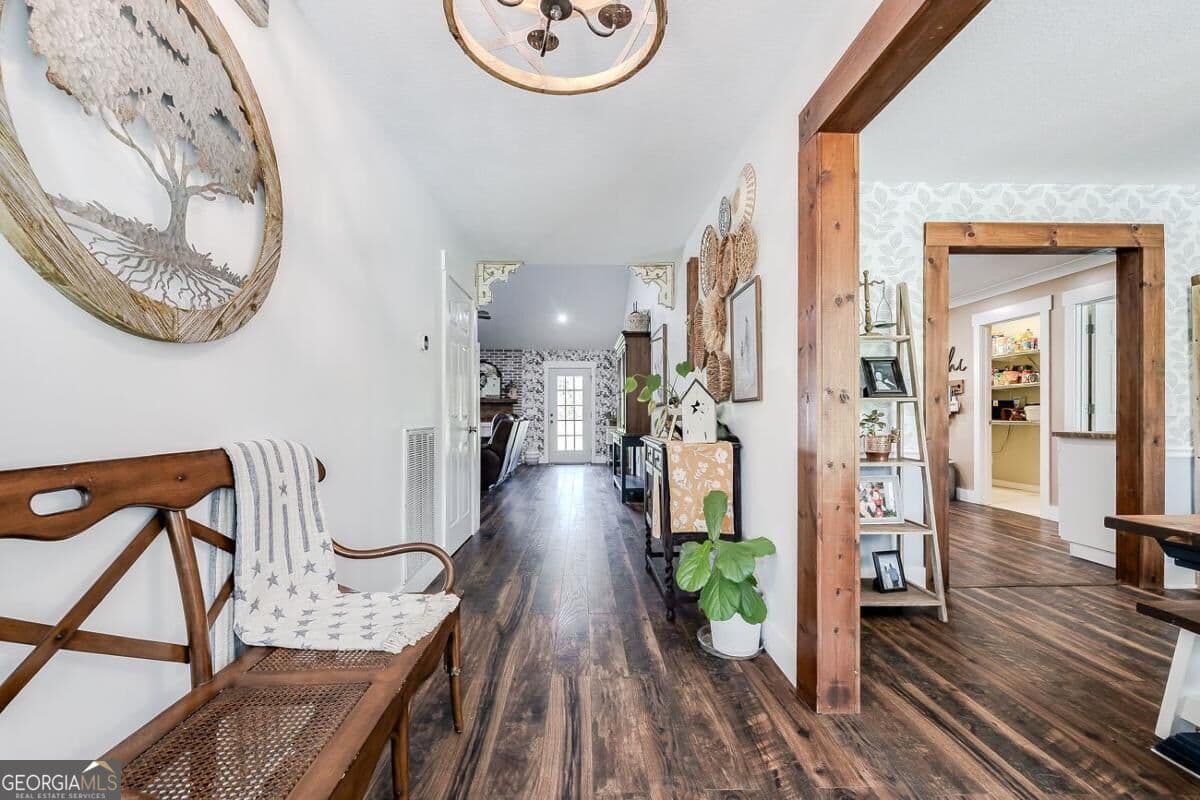 4 bedroom, 2.5 bathroom, 2,688 sq ft single family residence under contract at 301 English Acres Drive, Brooklet, GA 30415 — photo 8
