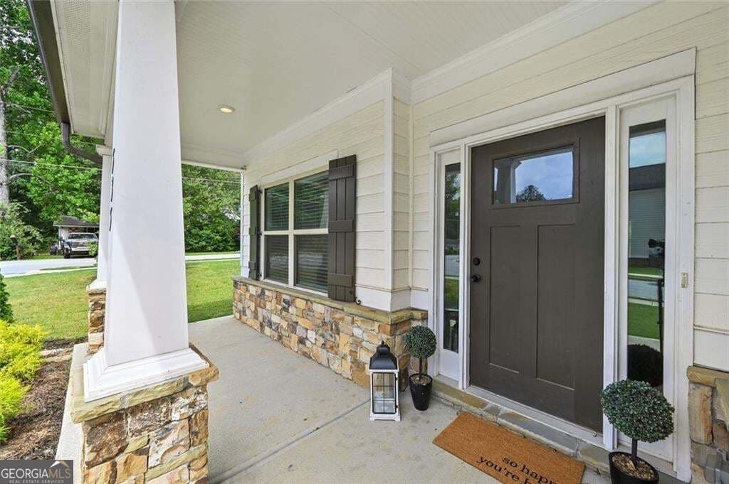 5 bedroom, 4 bathroom, 2,819 sq ft single family residence for sale at 535 Brown Dove Lane, Grayson, GA 30017 — photo 5