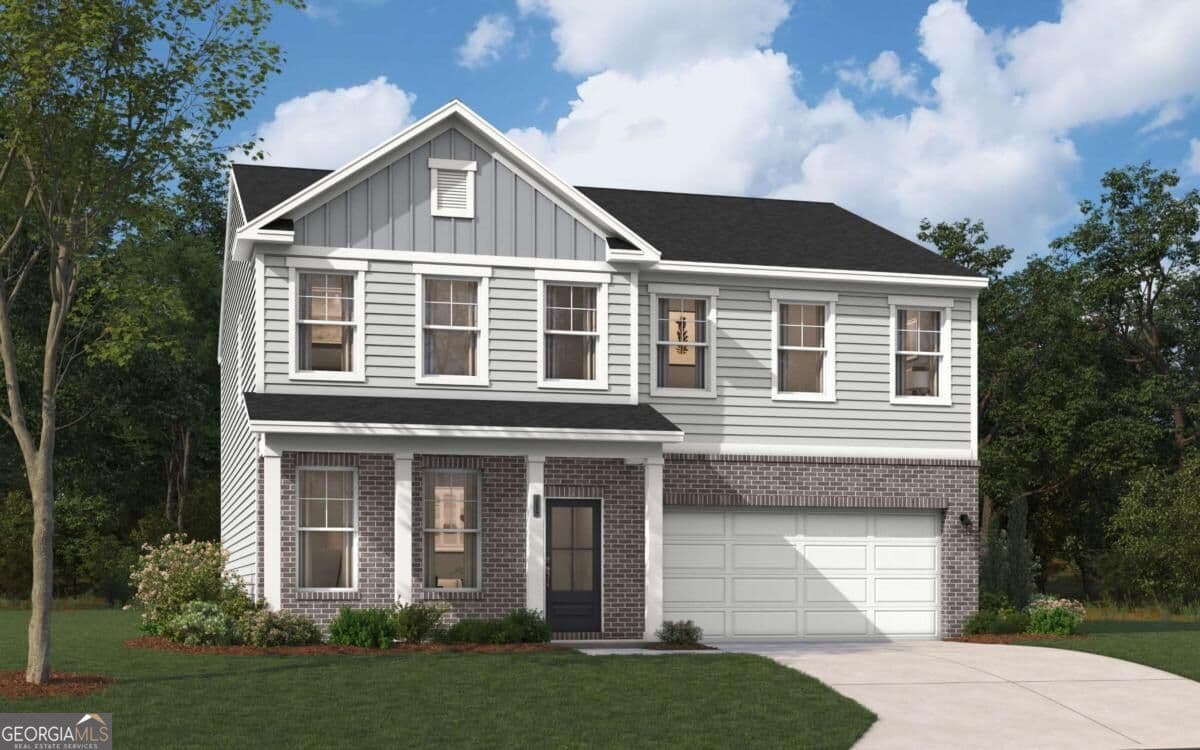 5 bedroom, 3 bathroom, 2,686 sq ft single family residence for sale at 400 Satilla Court, Locust Grove, GA 30248