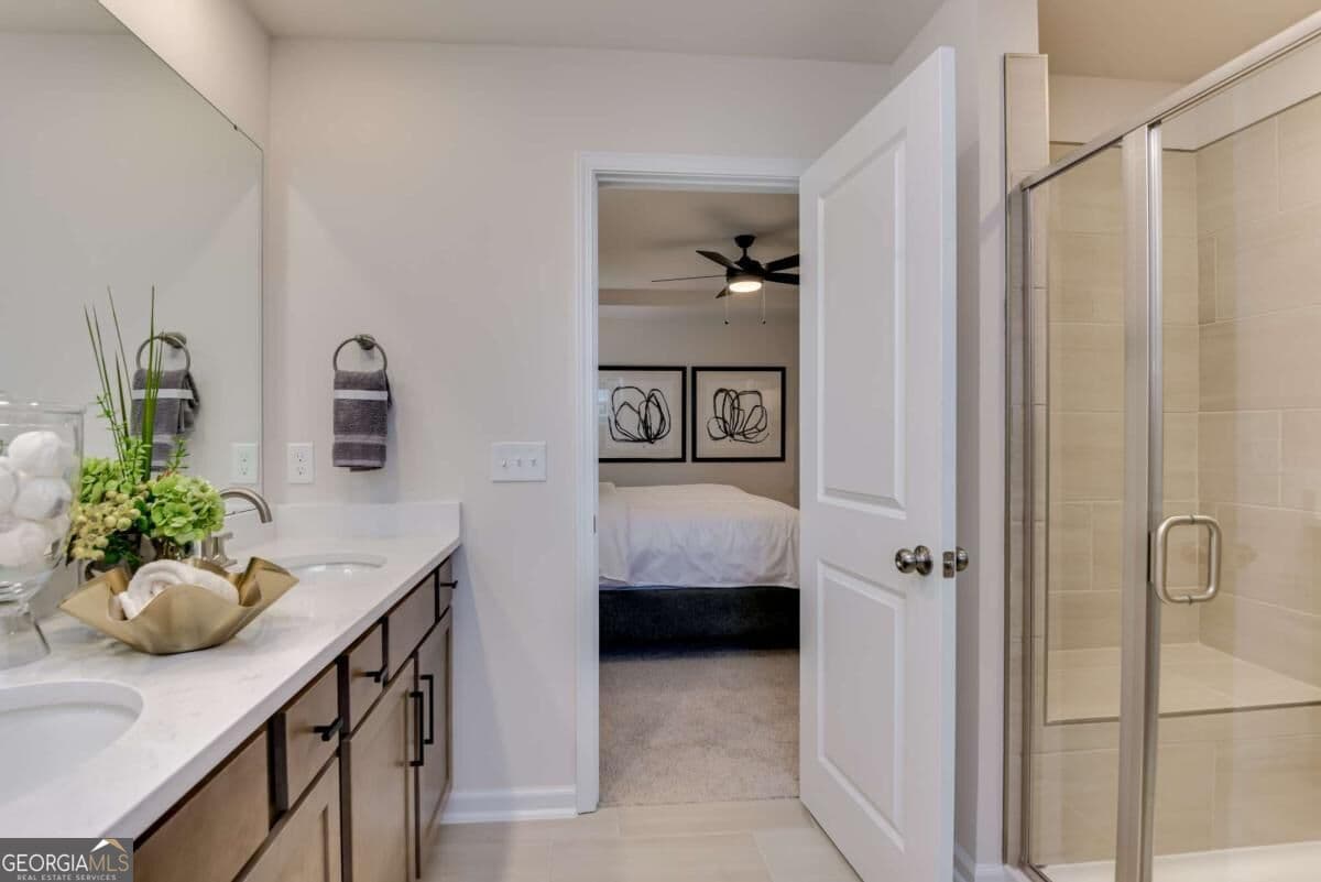 5 bedroom, 3 bathroom, 2,686 sq ft single family residence for sale at 400 Satilla Court, Locust Grove, GA 30248 — photo 10