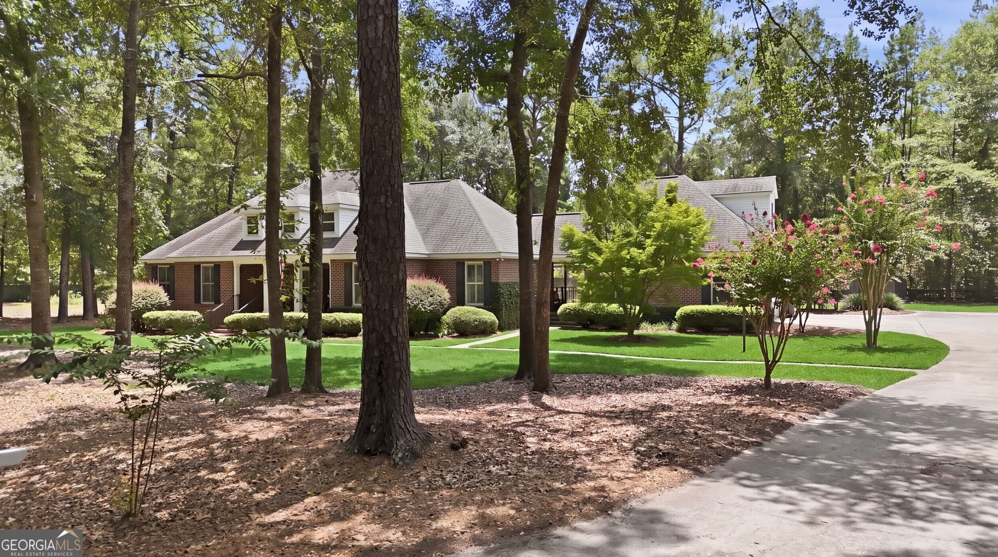 4 bedroom, 4 bathroom, 2,399 sq ft single family residence for sale at 399 Creekside Cove, Statesboro, GA 30461 — photo 3