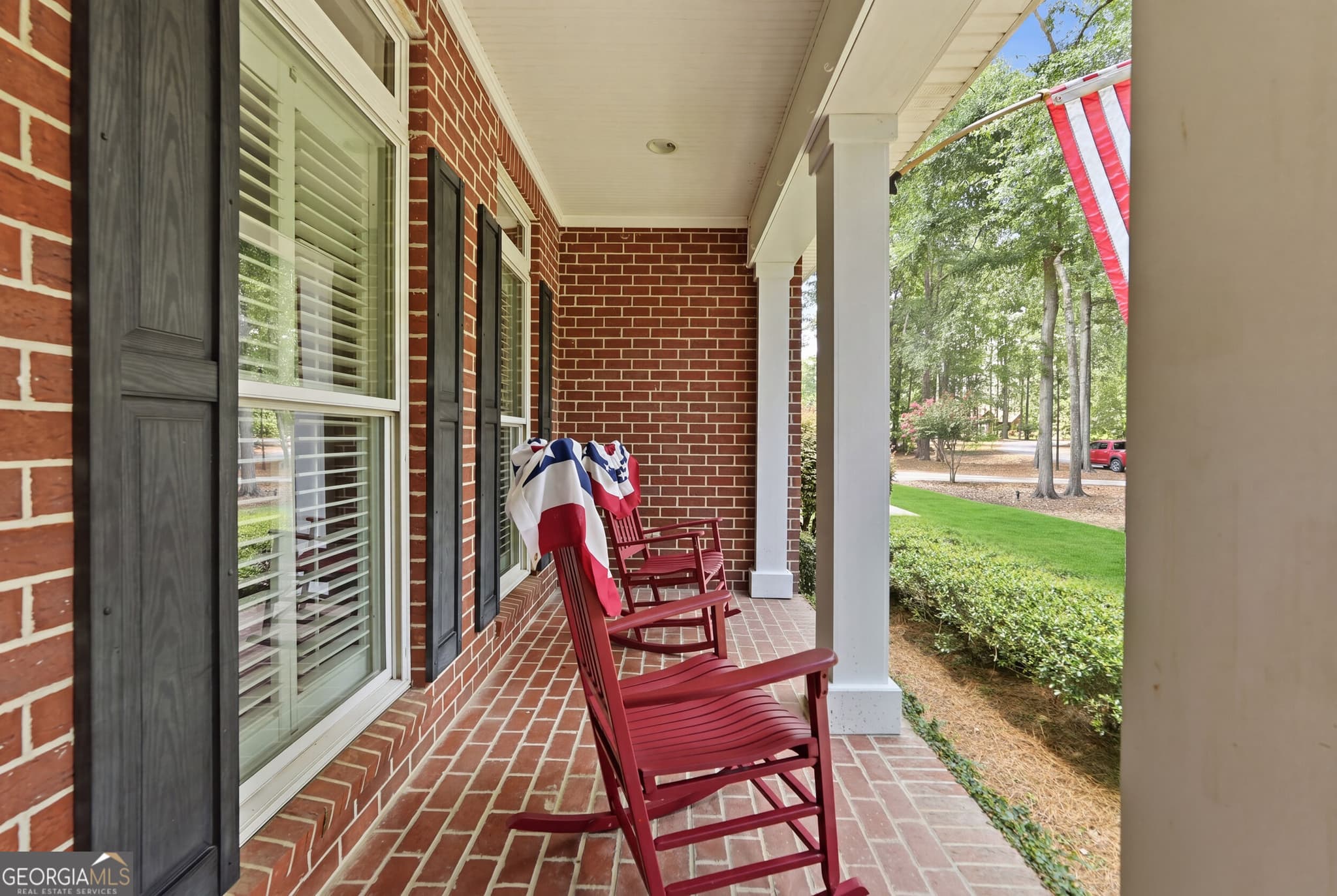 4 bedroom, 4 bathroom, 2,399 sq ft single family residence for sale at 399 Creekside Cove, Statesboro, GA 30461 — photo 4