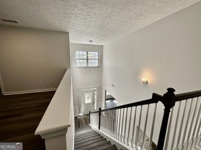 4 bedroom, 2.5 bathroom, 2,869 sq ft single family residence for rent at 8295 Eastshore Drive, Union City, GA 30291 for $2,295 a month — photo 5