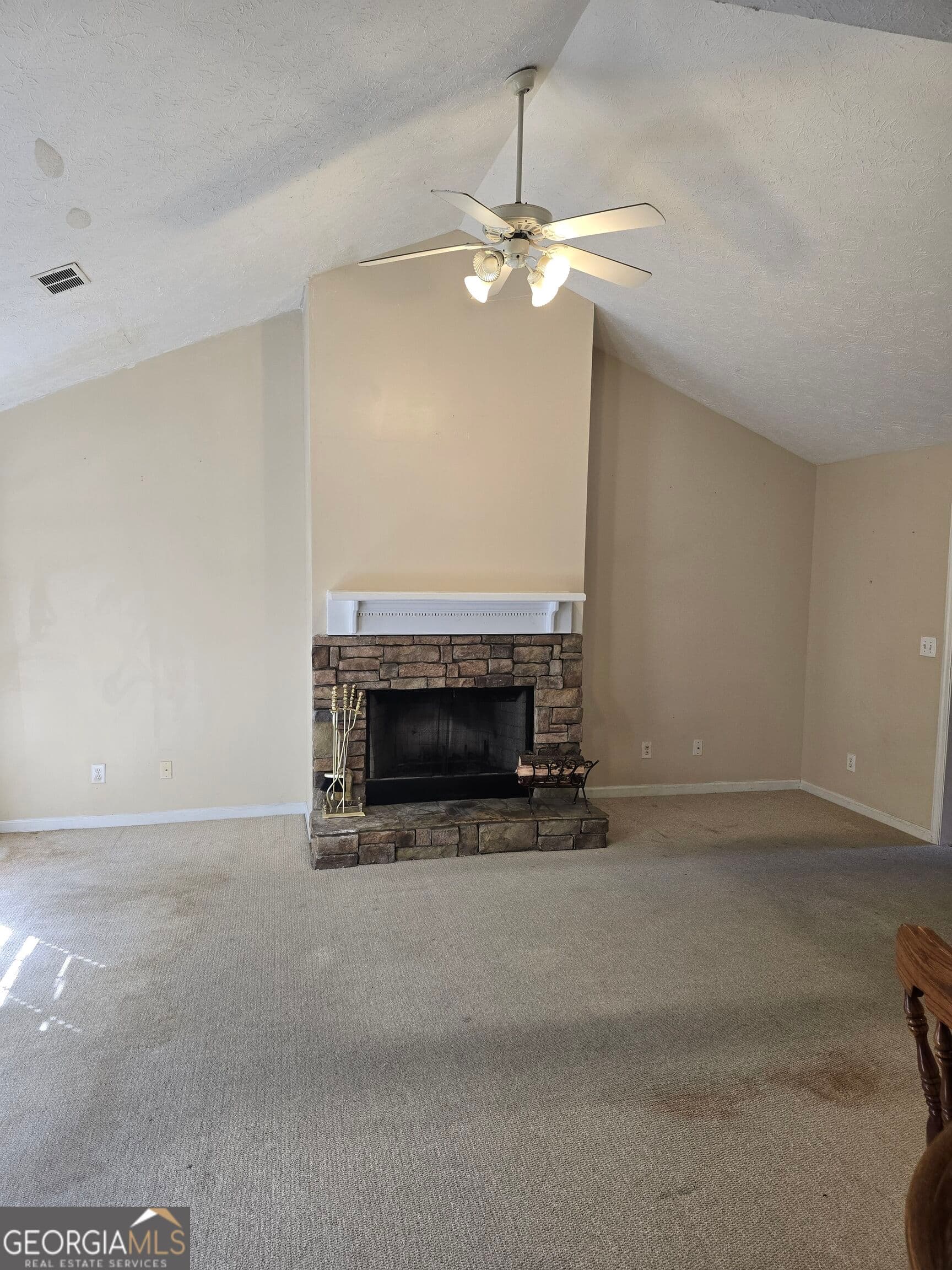4 bedroom, 2 bathroom, 2,126 sq ft single family residence for sale at 2604 18th Place, Valley, AL 36854 — photo 7