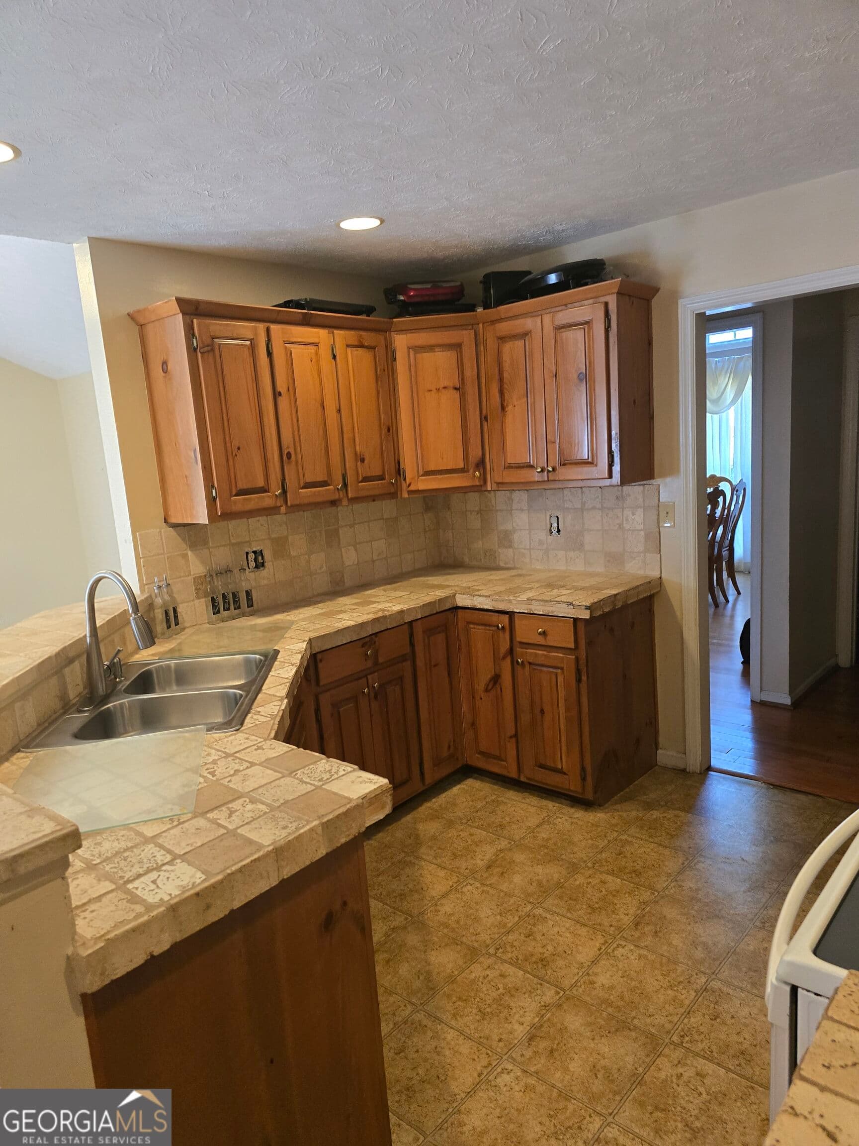 4 bedroom, 2 bathroom, 2,126 sq ft single family residence for sale at 2604 18th Place, Valley, AL 36854 — photo 8