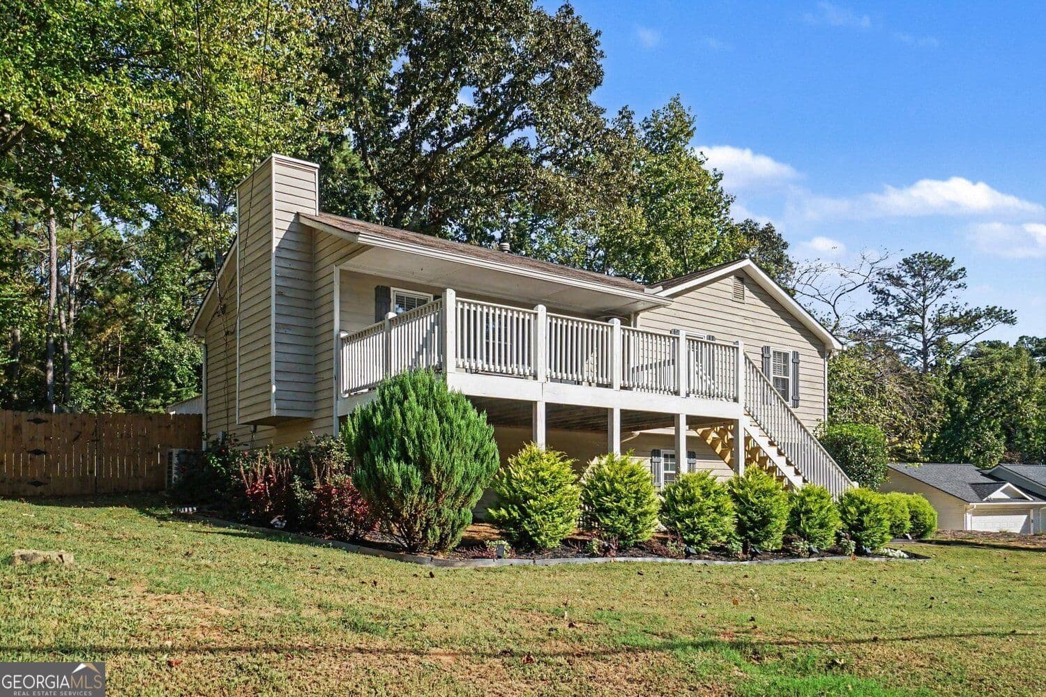 3 bedroom, 2 bathroom, 2,256 sq ft single family residence for sale at 445 Holly Lane, Canton, GA 30115 — photo 5