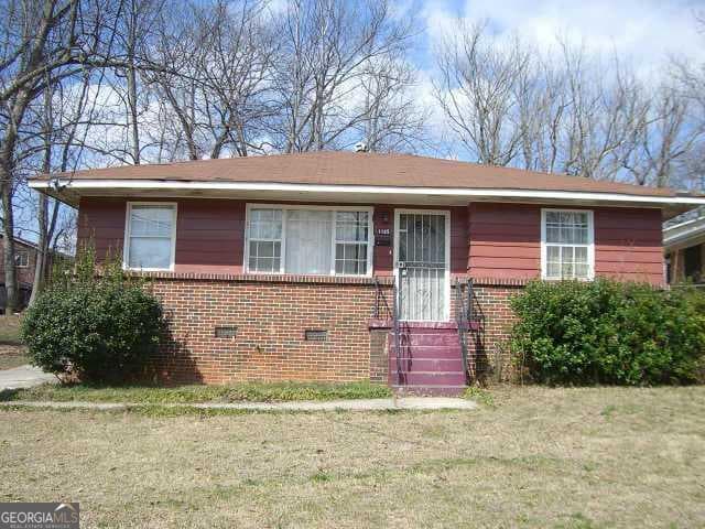 3 bedroom, 2 bathroom, 1,060 sq ft single family residence for sale at 1165 Mobile Street, Atlanta, GA 30314 — photo 1 of 2