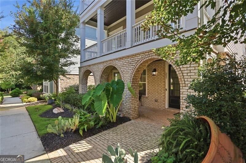 4 bedroom, 3.5 bathroom, 3,196 sq ft single family residence for sale at 227 Haverstock Court, Marietta, GA 30060 — photo 2