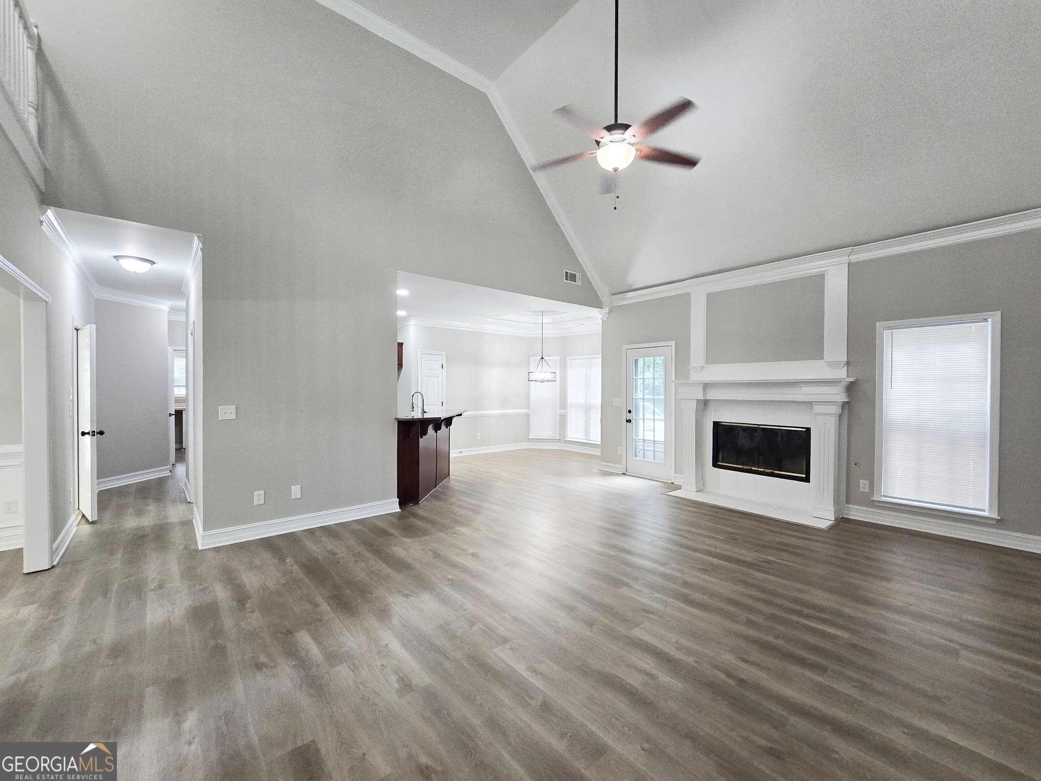 5 bedroom, 3 bathroom, 2,482 sq ft single family residence for sale at 55 Carriage Park Court, Oxford, GA 30054 — photo 6