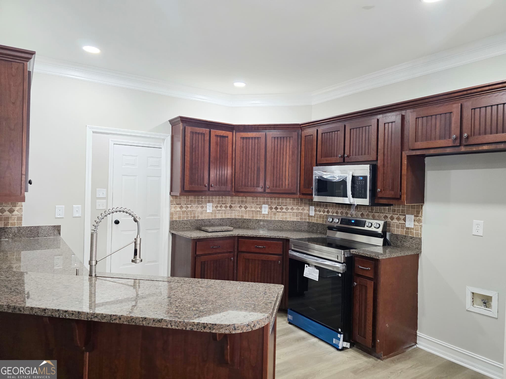 5 bedroom, 3 bathroom, 2,482 sq ft single family residence for sale at 55 Carriage Park Court, Oxford, GA 30054 — photo 10