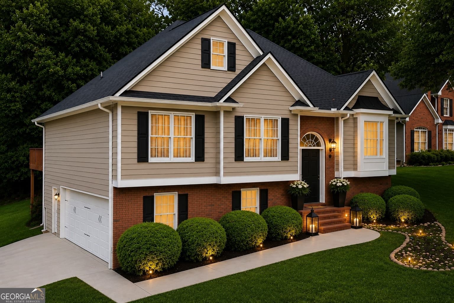 3 bedroom, 2 bathroom, 2,799 sq ft single family residence sold at 13 Lamplighter Cove, Cartersville, GA 30120