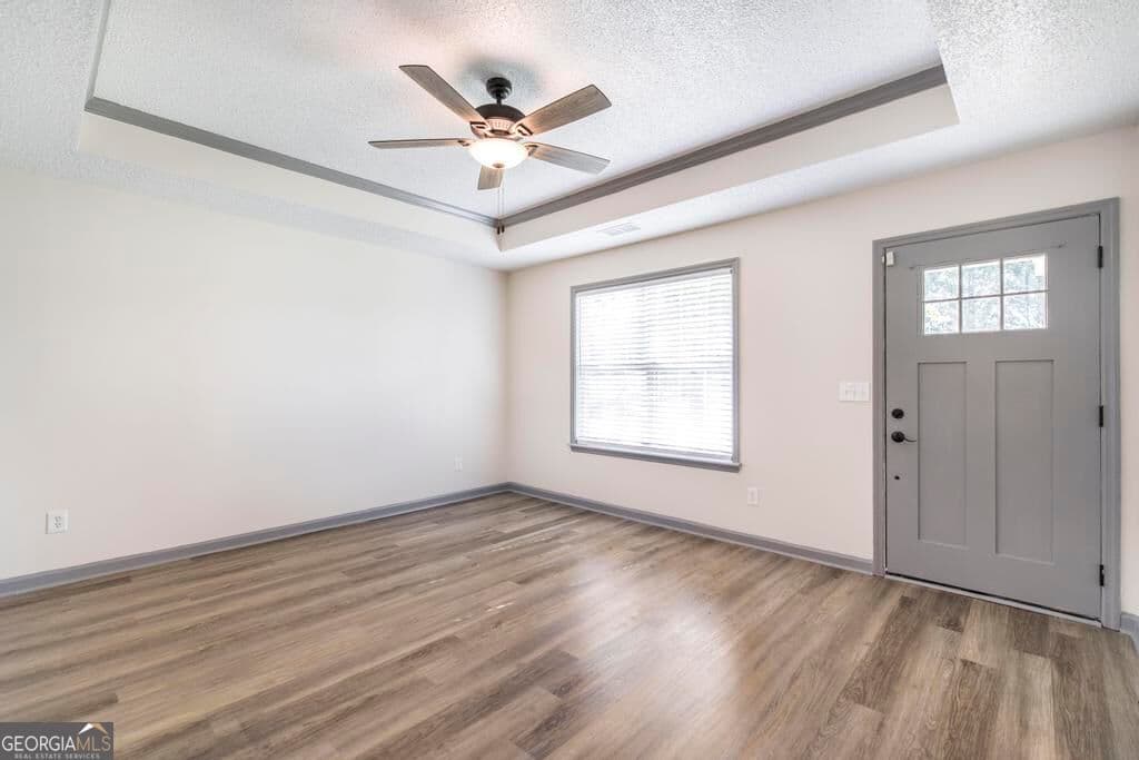 3 bedroom, 2 bathroom, 1,150 sq ft single family residence for sale at 305 Johnson Road, Warner Robins, GA 31093 — photo 8