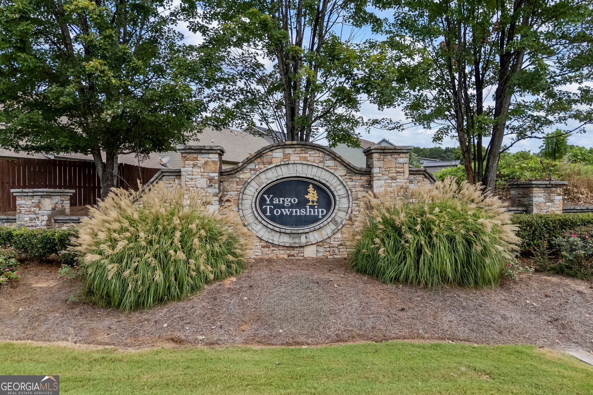 4 bedroom, 3 bathroom, 2,288 sq ft single family residence for sale at 670 Massey Street, Winder, GA 30680 — photo 2