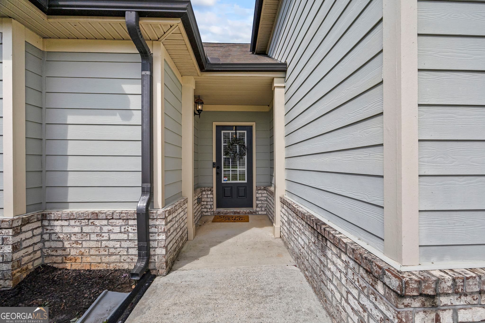 4 bedroom, 3 bathroom, 2,288 sq ft single family residence for sale at 670 Massey Street, Winder, GA 30680 — photo 4