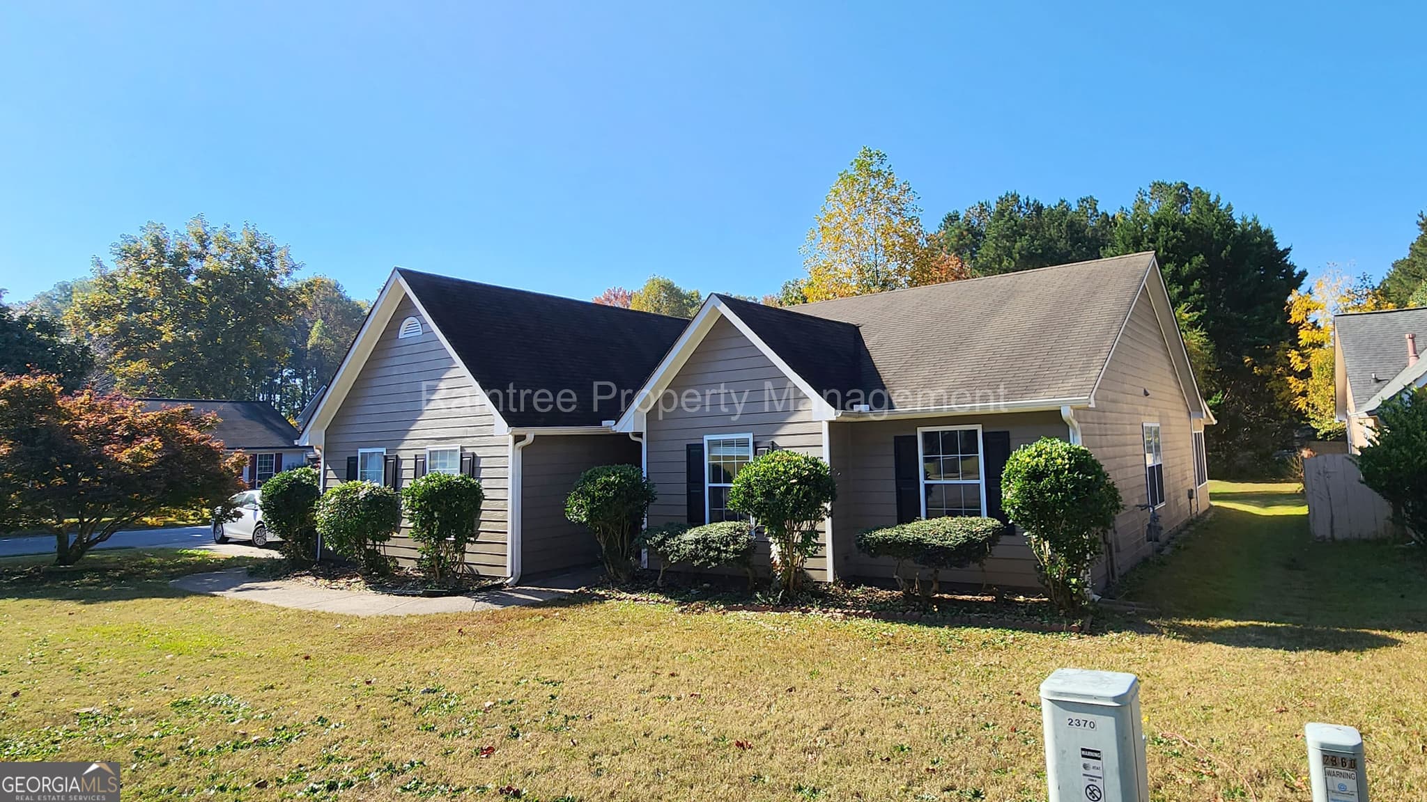 3 bedroom, 2 bathroom, 1,563 sq ft single family residence for rent at 2360 Berkeley Creek Court, Duluth, GA 30096 for $2,300 a month — photo 3