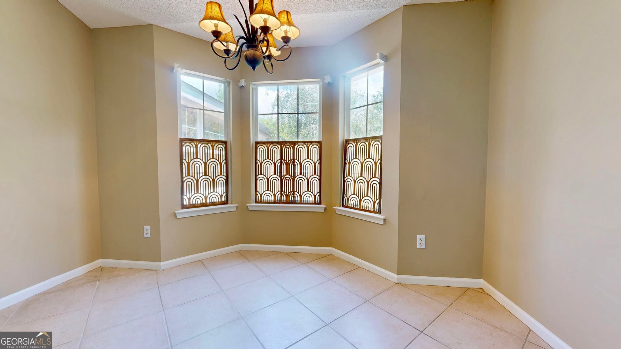 3 bedroom, 2 bathroom, 2,148 sq ft single family residence for sale at 3473 Robin Ridge, Waycross, GA 31503 — photo 10