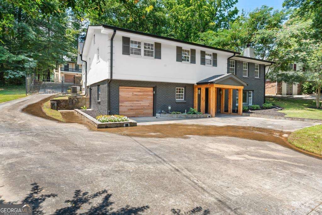 4 bedroom, 2.5 bathroom, 3,108 sq ft single family residence for sale at 2938 Heather Drive, Atlanta, GA 30344 — photo 3
