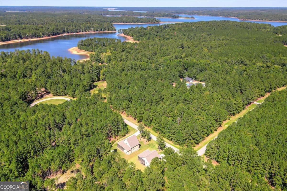 5 bedroom, 3 bathroom, 2,442 sq ft single family residence for sale at 1192 Sunset Cove, Tignall, GA 30668 — photo 8