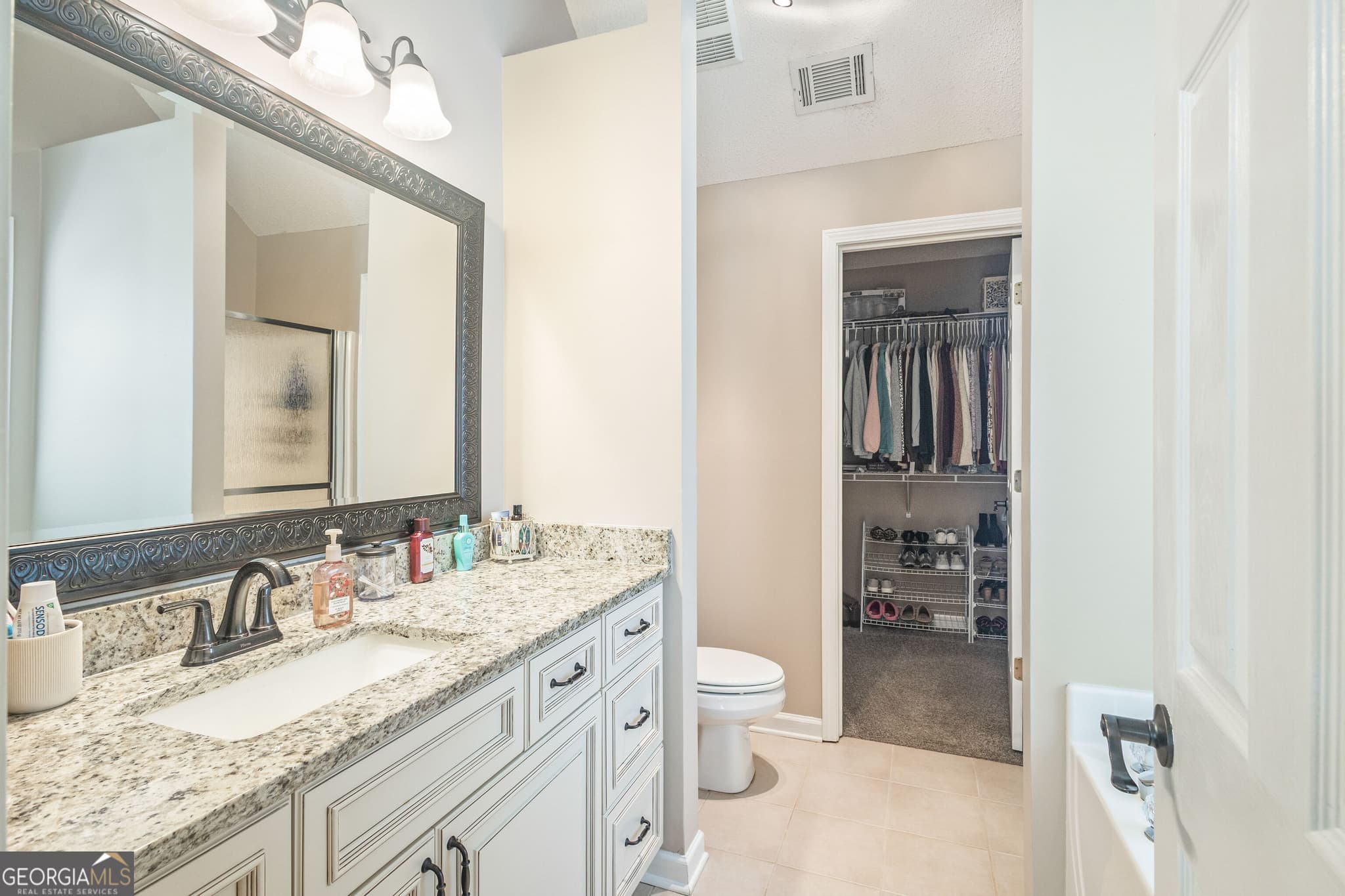 3 bedroom, 2 bathroom, 1,300 sq ft single family residence for sale at 571 Earl North Road, Newnan, GA 30263 — photo 9