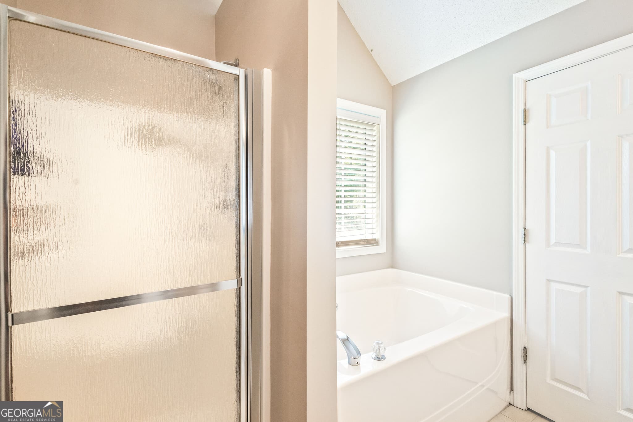3 bedroom, 2 bathroom, 1,300 sq ft single family residence for sale at 571 Earl North Road, Newnan, GA 30263 — photo 10