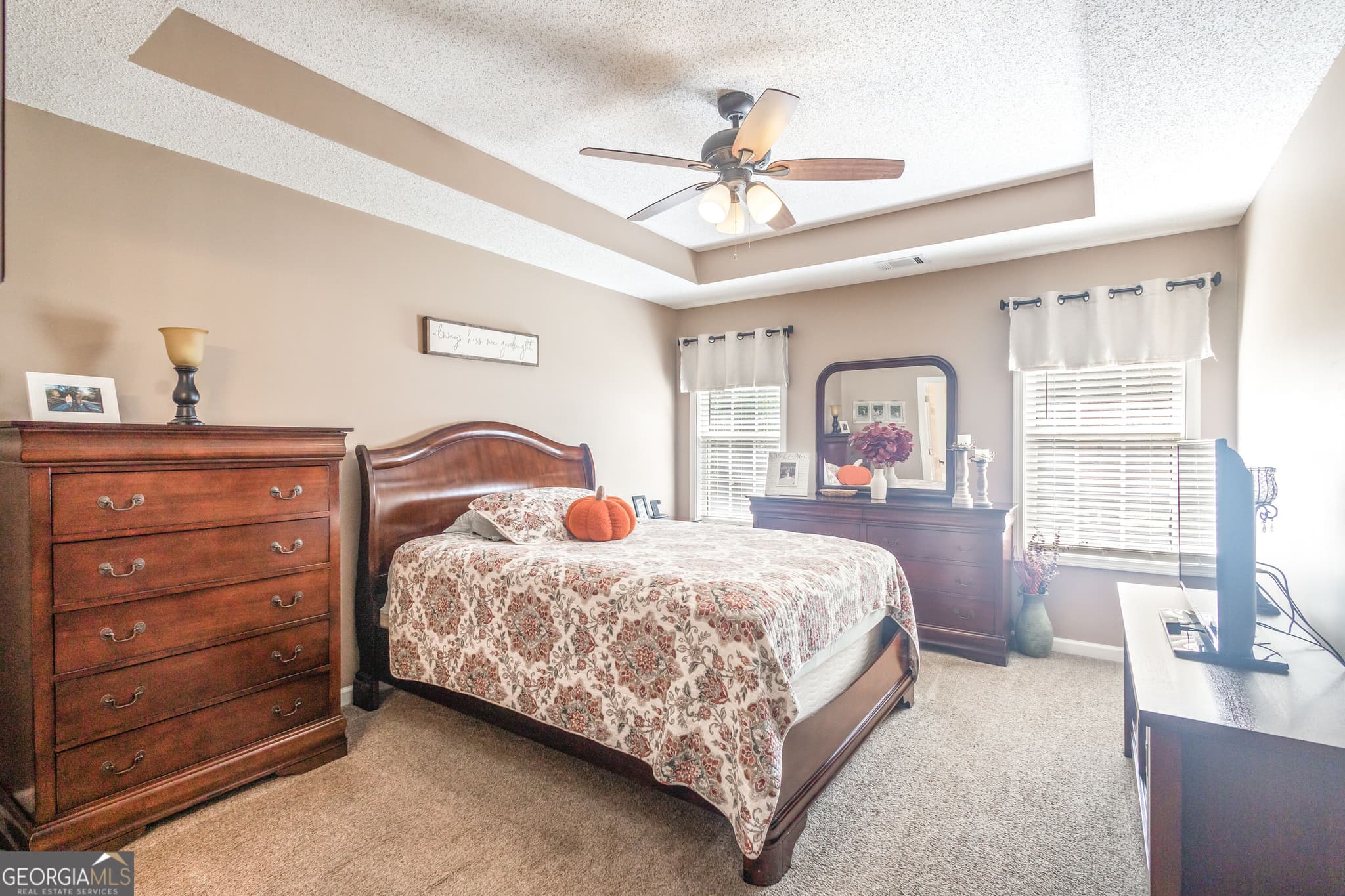 3 bedroom, 2 bathroom, 1,300 sq ft single family residence for sale at 571 Earl North Road, Newnan, GA 30263 — photo 8