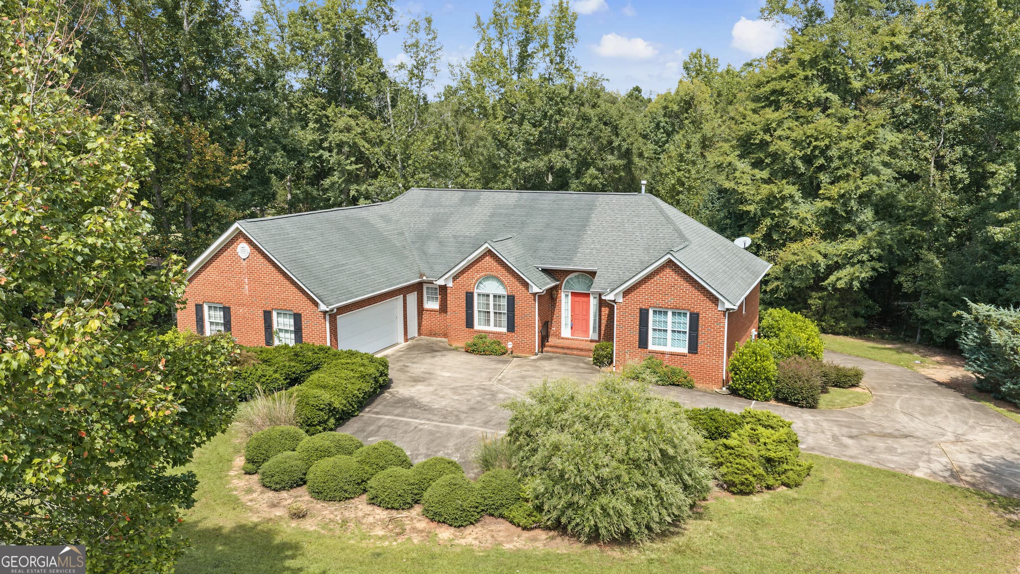 4 bedroom, 3 bathroom, 4,660 sq ft single family residence for sale at 127 Agape Street, Williamson, GA 30292