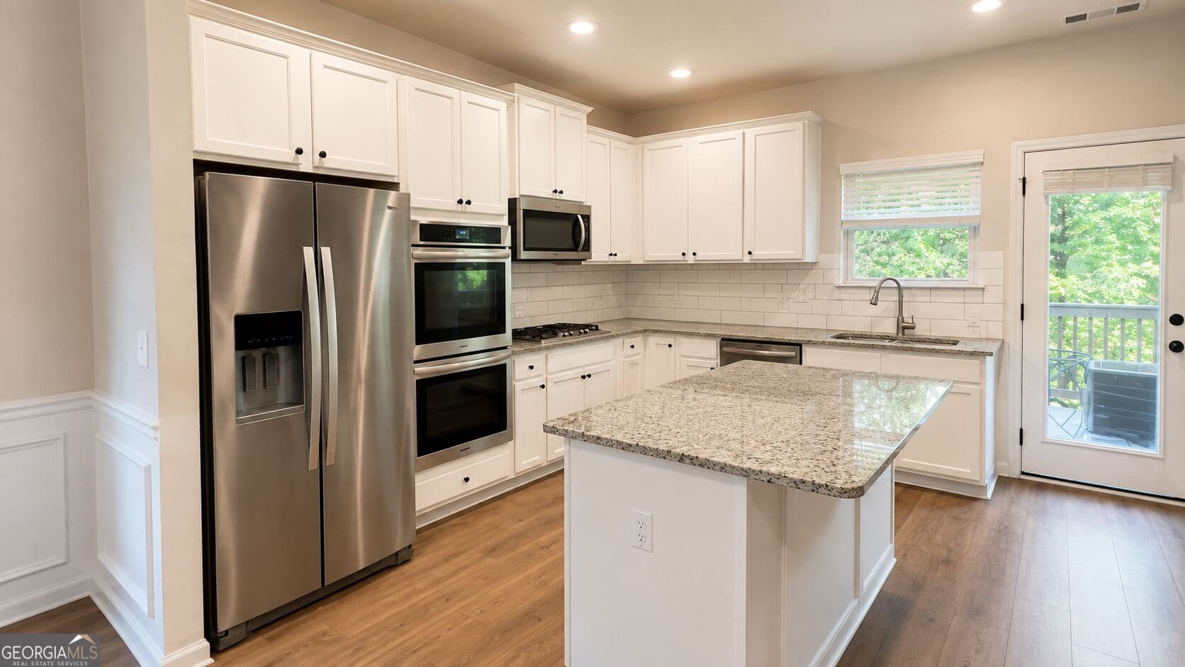 5 bedroom, 3 bathroom, 2,700 sq ft single family residence for sale at 4870 Sultana Way, South Fulton, GA 30331 — photo 3