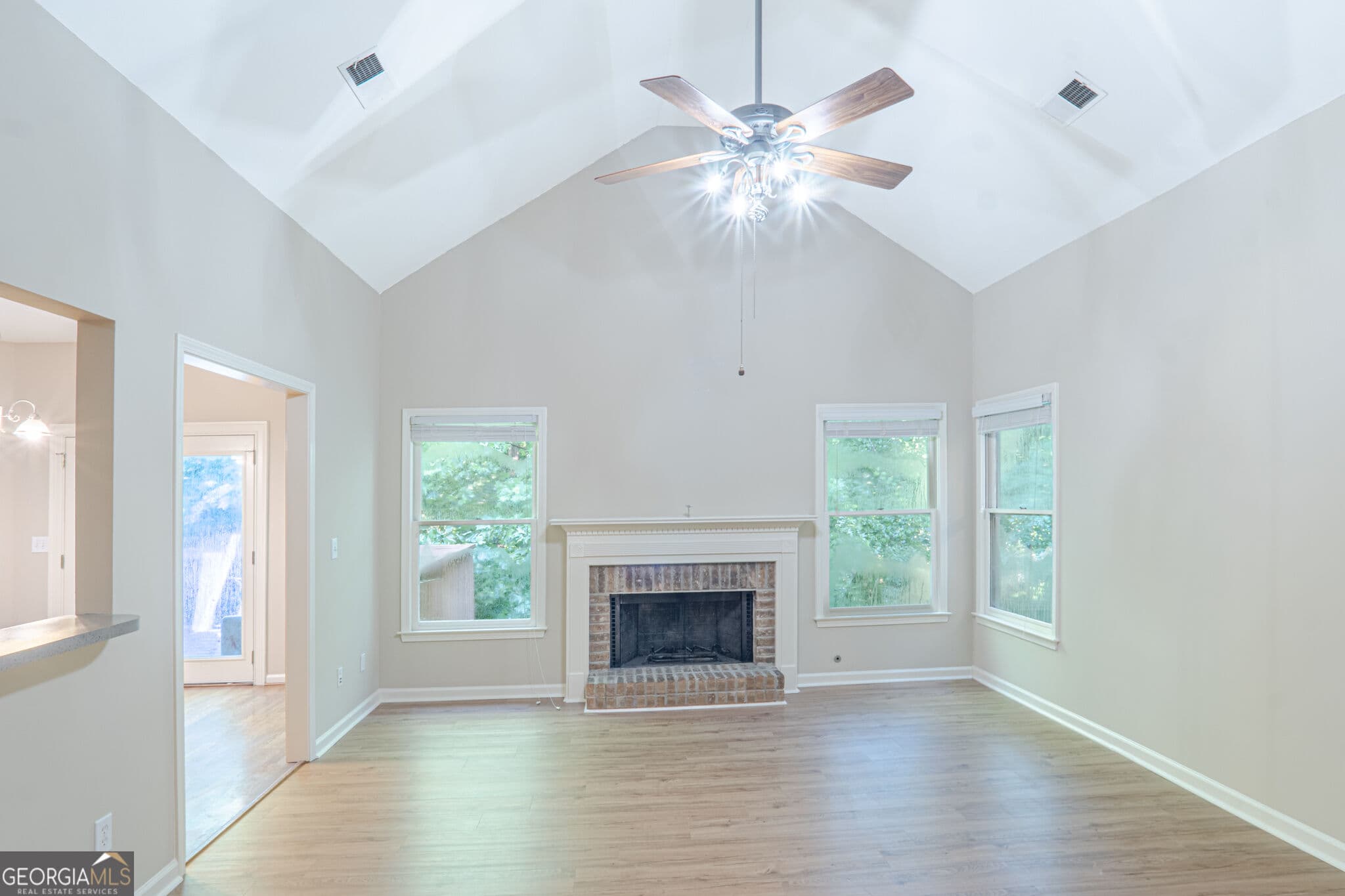 5 bedroom, 3 bathroom single family residence for rent at 2193 Northbrook Ridge, Kennesaw, GA 30152 for $2,395 a month — photo 3