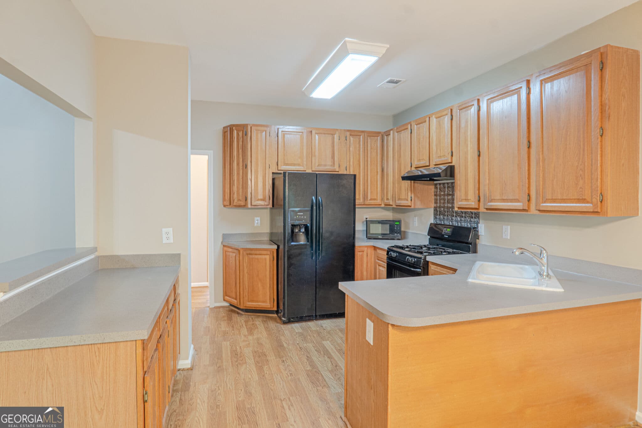 5 bedroom, 3 bathroom single family residence for rent at 2193 Northbrook Ridge, Kennesaw, GA 30152 for $2,395 a month — photo 5