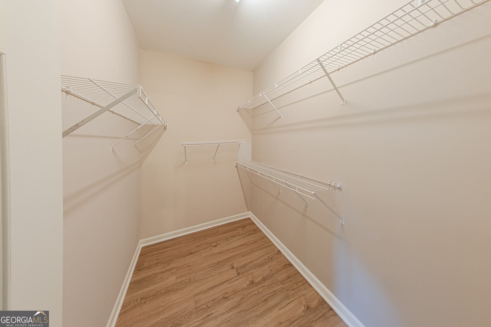 5 bedroom, 3 bathroom single family residence for rent at 2193 Northbrook Ridge, Kennesaw, GA 30152 for $2,395 a month — photo 10