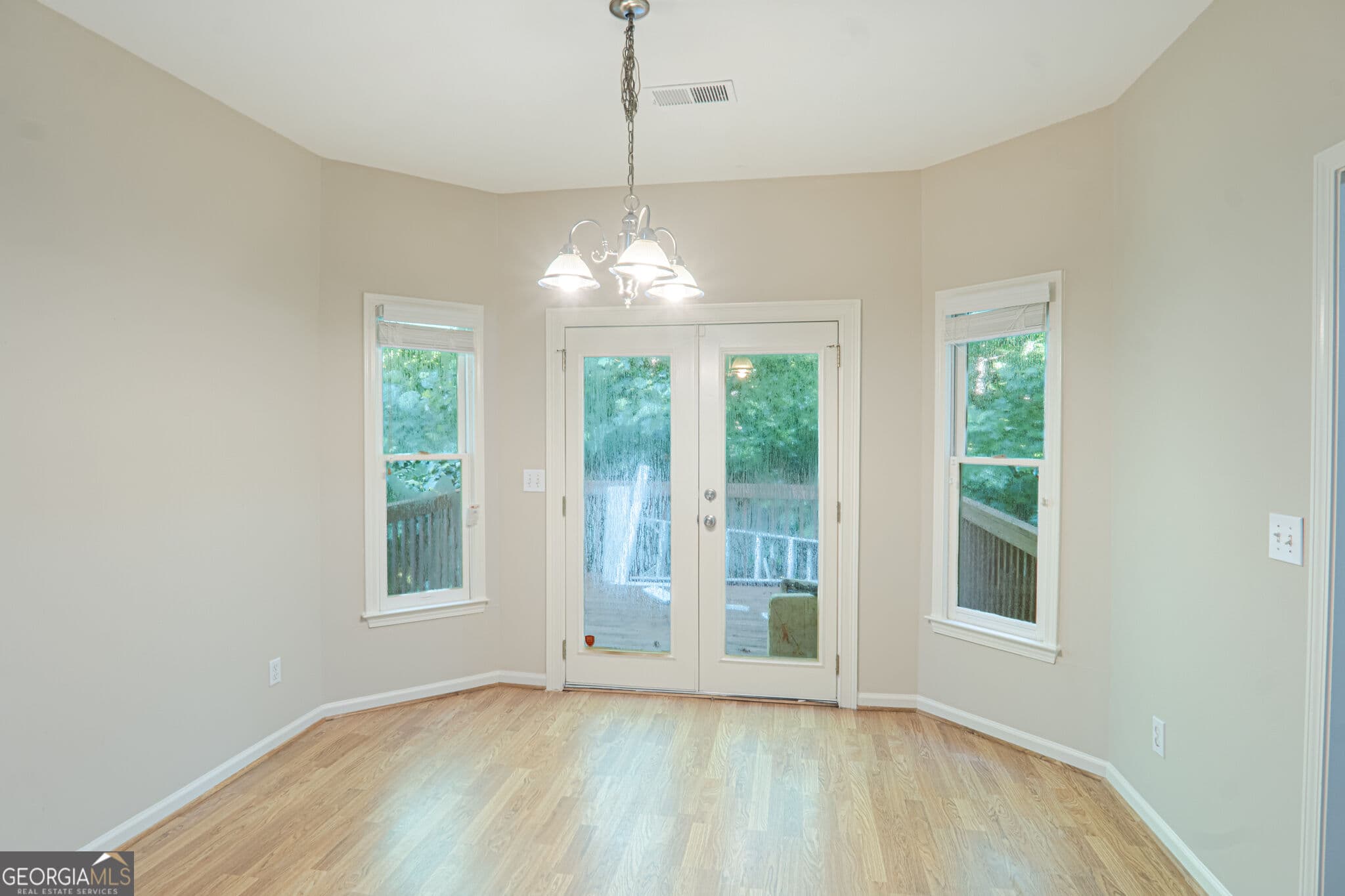 5 bedroom, 3 bathroom single family residence for rent at 2193 Northbrook Ridge, Kennesaw, GA 30152 for $2,395 a month — photo 4